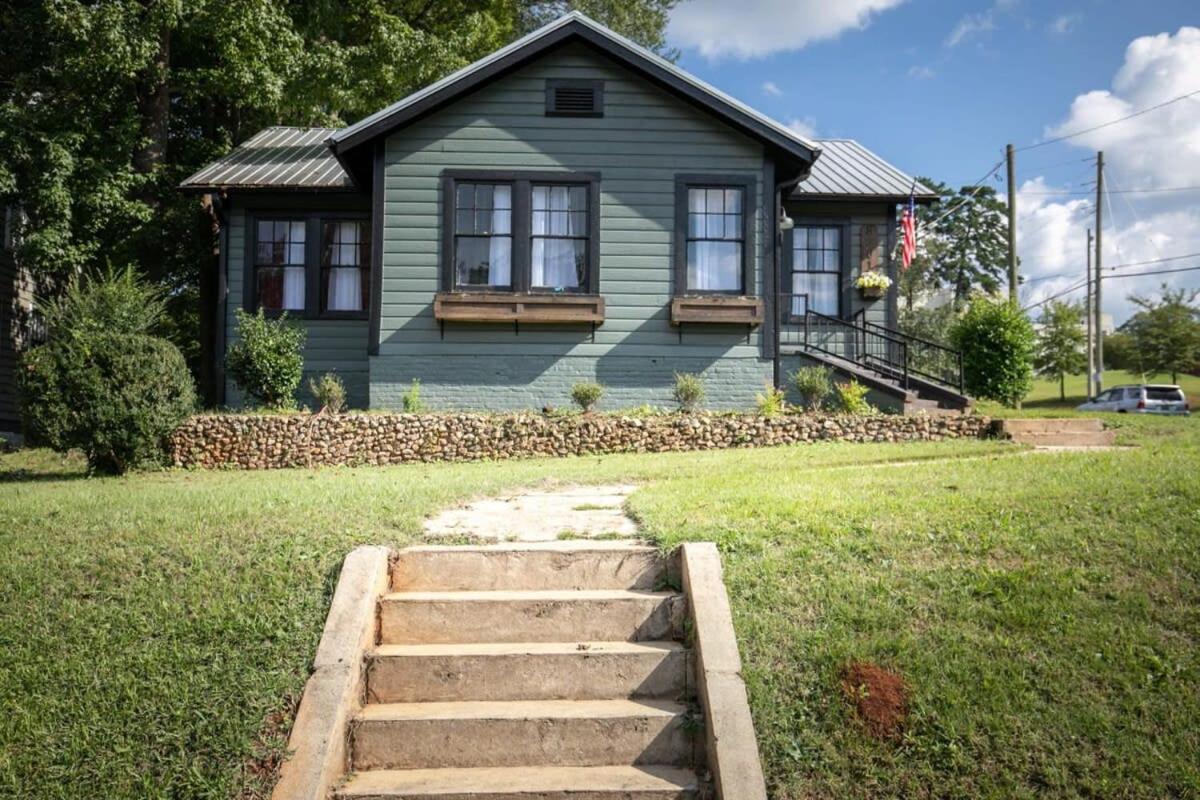 East Lake Stunner-Located At The Foot Of The Ruffner Mountains Birmingham Luaran gambar